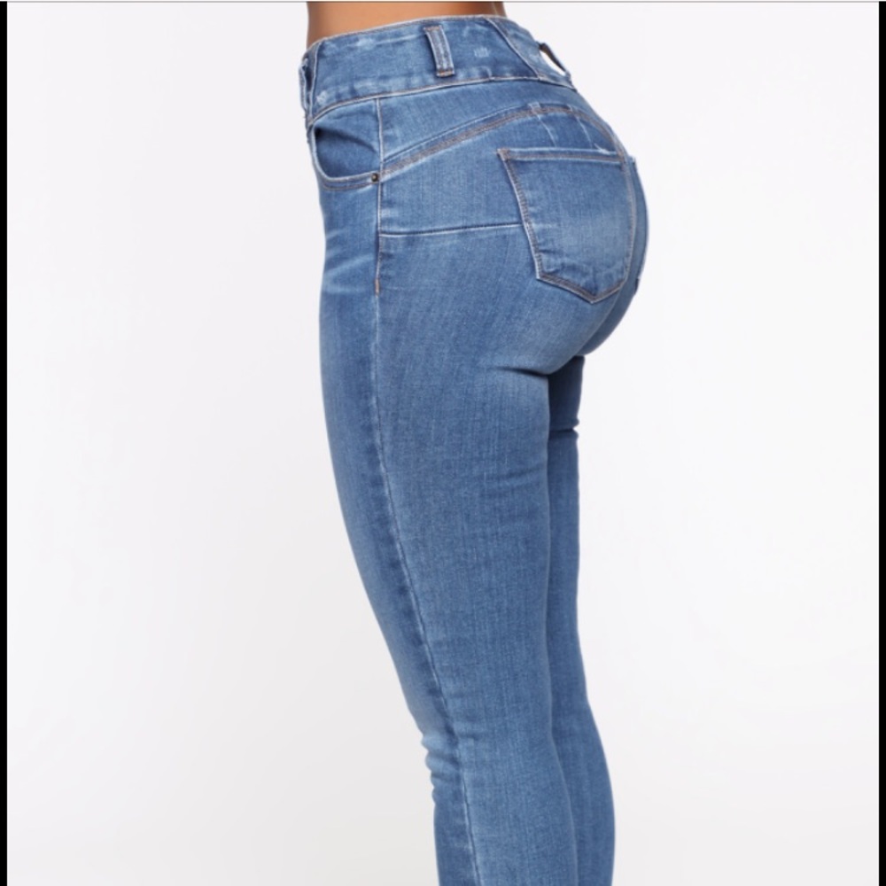 ❌SOLD❌Skinny Jeans - Picture 4 of 5